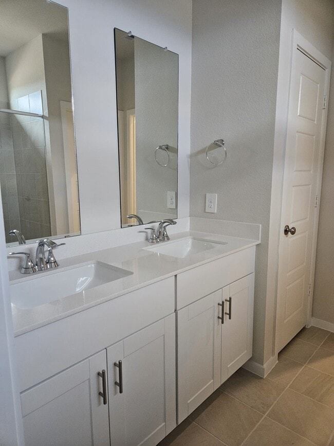 Photo - 29119 Farmhouse Ests Dr