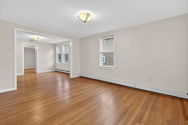 Photo - 5-7 Linwood Ave Unidad 5