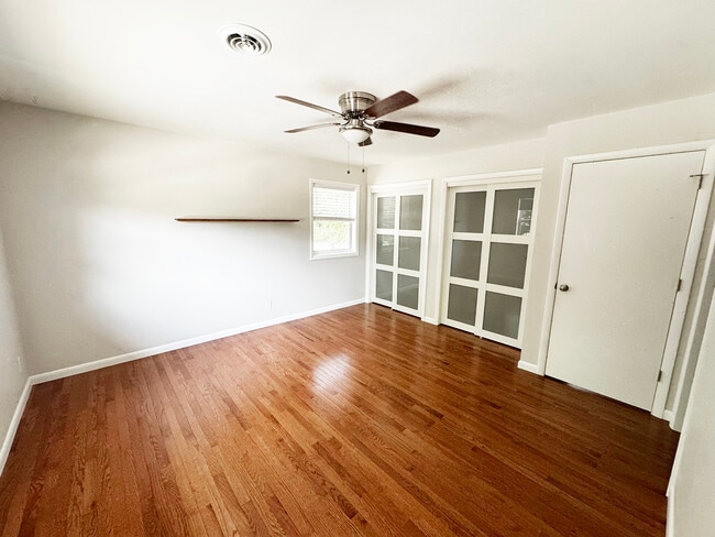 Photo - 118 Green Meadows Dr