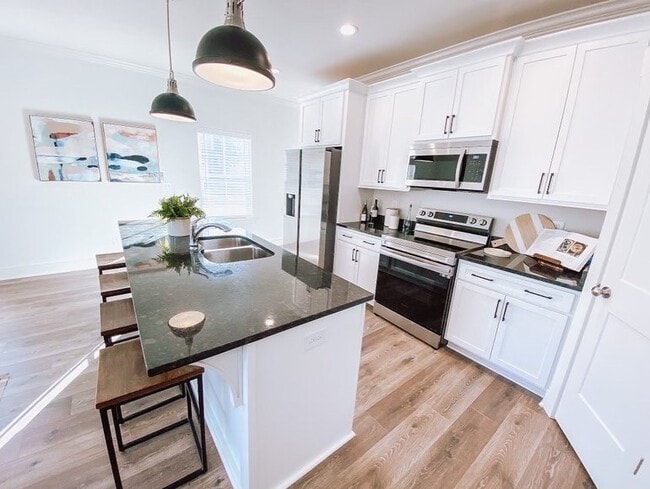 Oakwood Village Townhomes