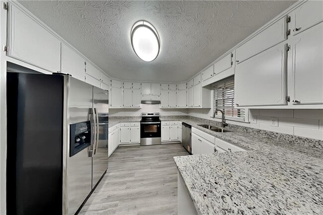 Photo - 3740 Laurel Brook Way