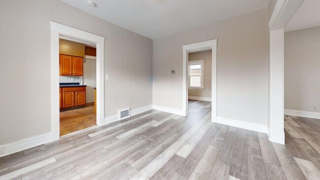 Building Photo - 3360 W 84th St Unit 3360 W 84th St - 2