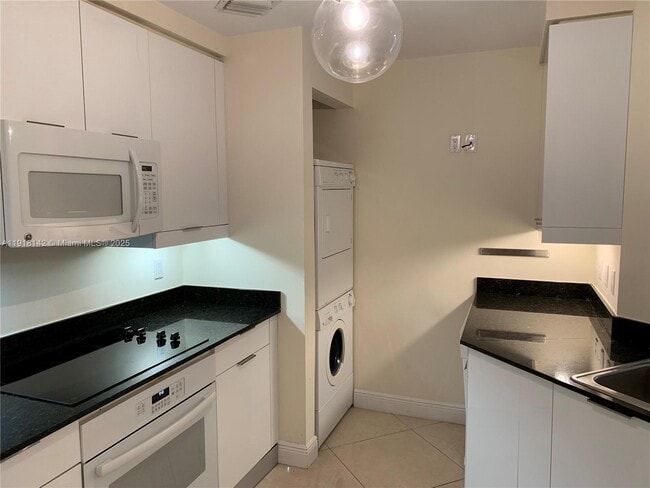 Photo - 705 Crandon Blvd Unit 406