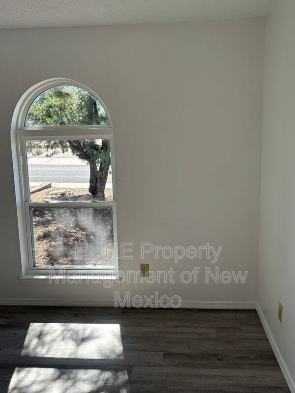 Photo - 2701 Texas St NE Unidad #A