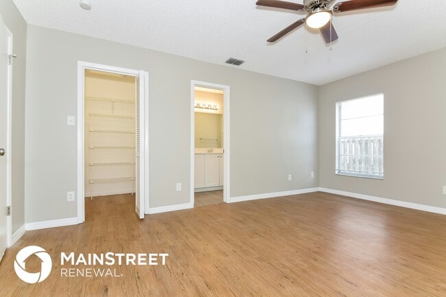 Photo - 13210 Silvercreek Dr