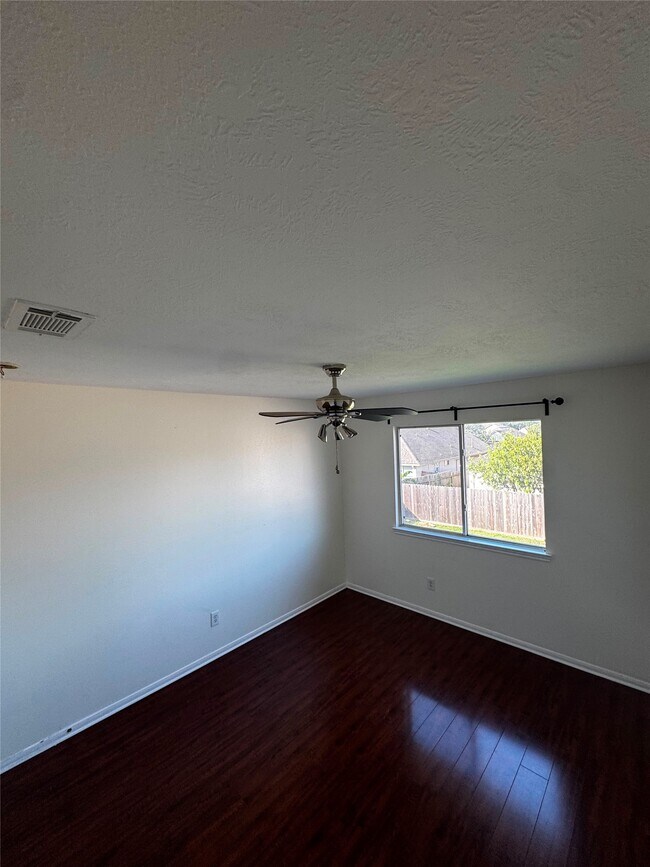 Photo - 6710 Highwind Bend Ln