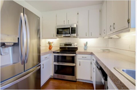 Photo - 844 Reichert Ave