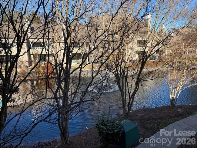 Photo - 2519 Stockbridge Dr Unit B