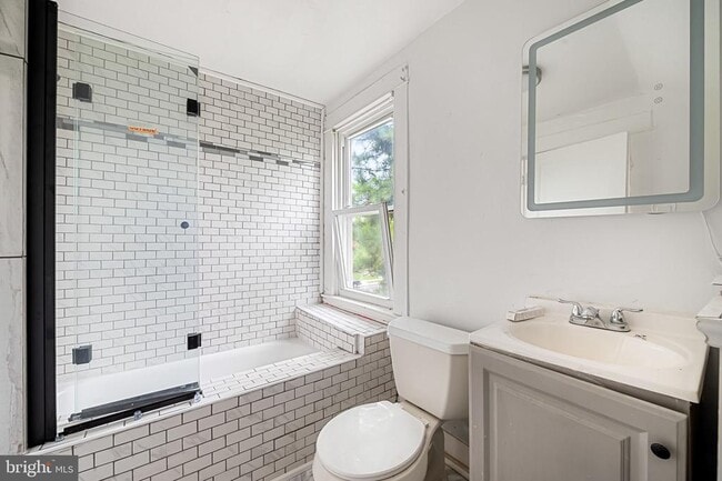 Photo - 3727 Milford Ave