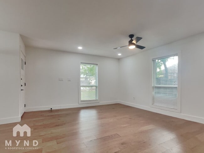 Photo - 1603 Rutland Dr Unit A