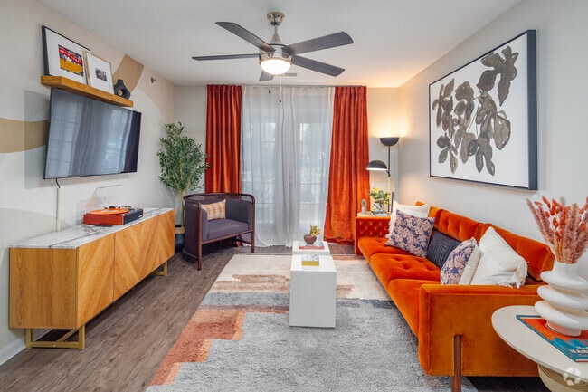 3BR, 3BA - C2 - 1,126SF - Living Room - Albion at Murfreesboro