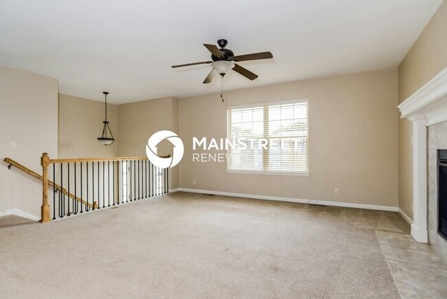Photo - 4 Bedroom Pet-Friendly Home in Louisburg, ...
