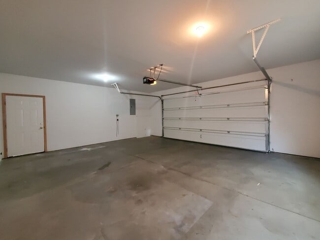 Photo - 264 Thyme Cir