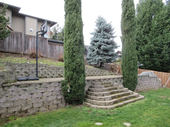 Photo - Large 4 Bedroom South