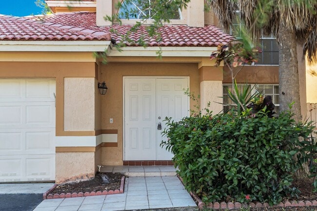 4/2.5 SINGLE FAMILY HOUSE AT THE GABLES AT... - 4/2.5 SINGLE FAMILY HOUSE AT THE GABLES AT...