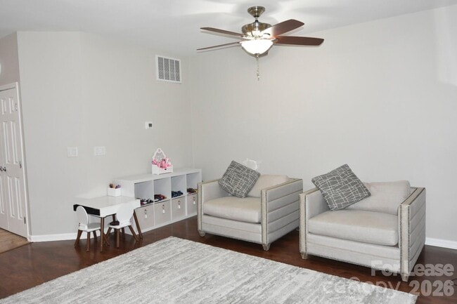 Photo - 6985 Honey Tree Ln