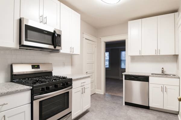 Renovated Kitchens - 3Bd - Metropolitan Narberth Station Apartments