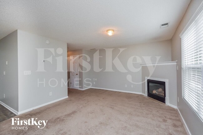 Photo - 70 Fieldview Ln