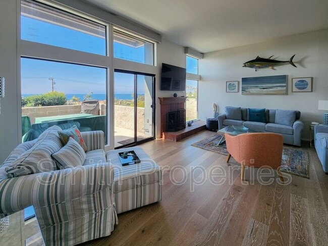 Photo - 420 Palos Verdes Blvd