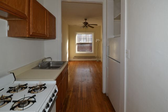 Photo - 836 W Cornelia Ave Unit N4