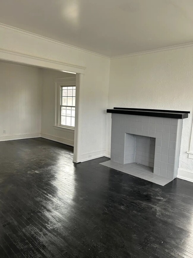 Photo - 2614 Brentwood Ave Unit Brentwood