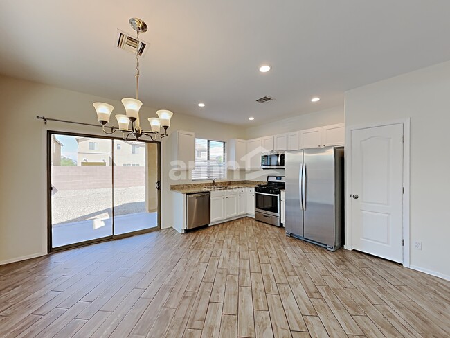 Photo - 895 E Autumn Harvest Pl