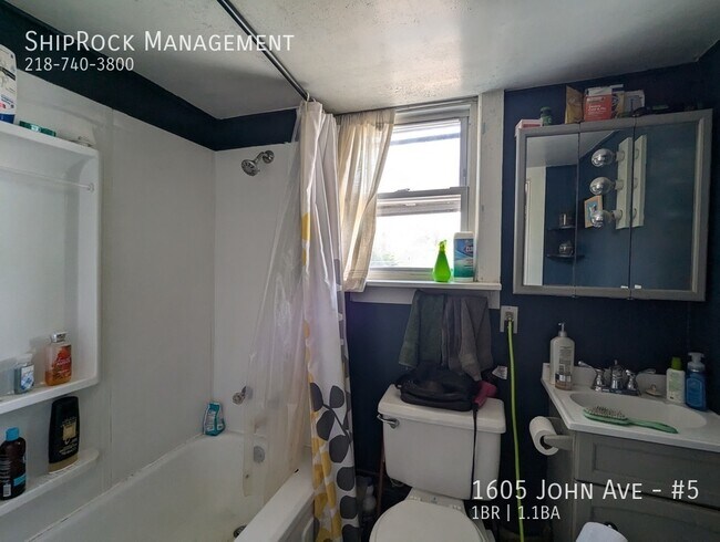 Photo - 1605 John Ave Unit #5