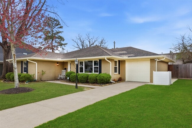 Photo - 2019 Brimberry St