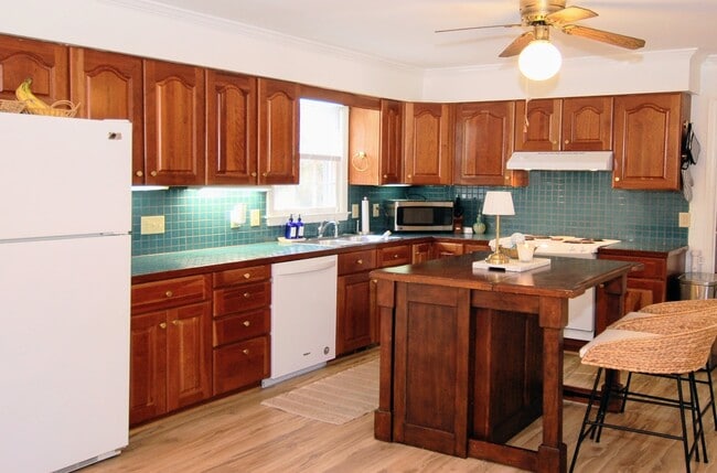 Photo - 3414 Bellevue Rd