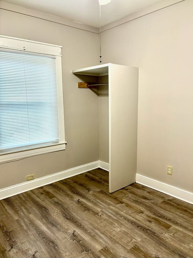 Photo - 655 S 27th St