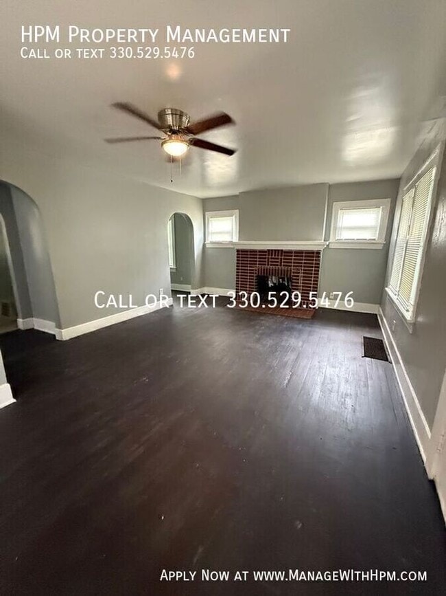 Photo - 745 Noble Ave