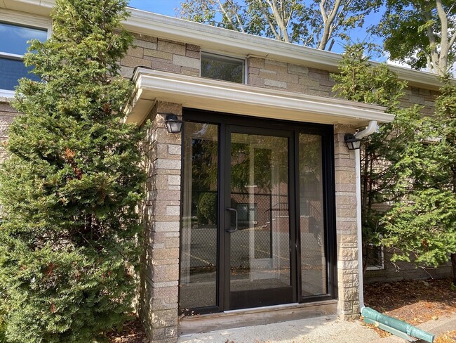 Photo - 197 W Wyoming Ave Unit #2