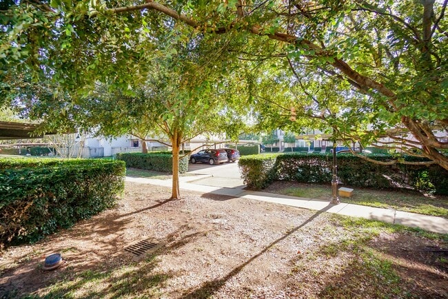 Photo - 2808 Grants Lake Blvd Unidad 501