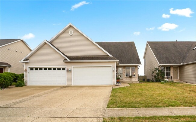 Photo - 1831 Marina Dr