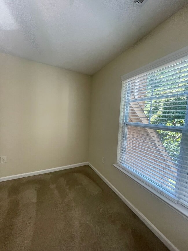 Photo - 3930 Cherokee Woods Way Unidad 10-201 - D