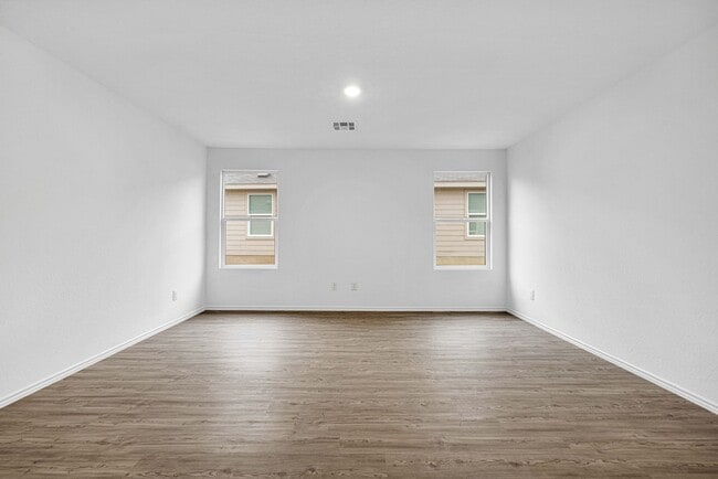 Photo - Beautiful Rental Home Located near 410 and Old Pearsall Rd.