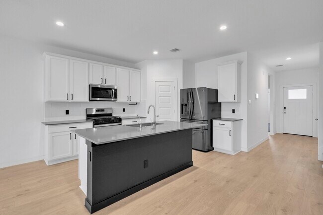 Photo - 31855 Hallington Hl Ln