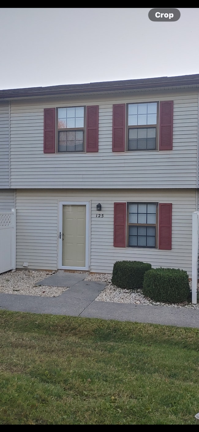 Photo - 125 White Pine Ct