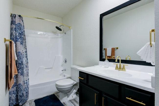 A1_1x1_Reno_BATH.png