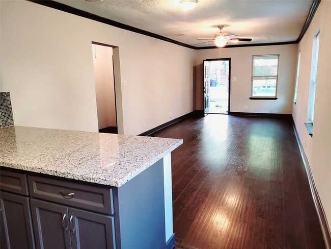 Photo - 1501 Asbury St