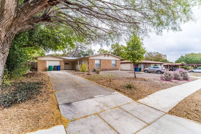 Building Photo - 3-BEDROOM HOME IN RIDGEVIEW, NORTH EAST ISD