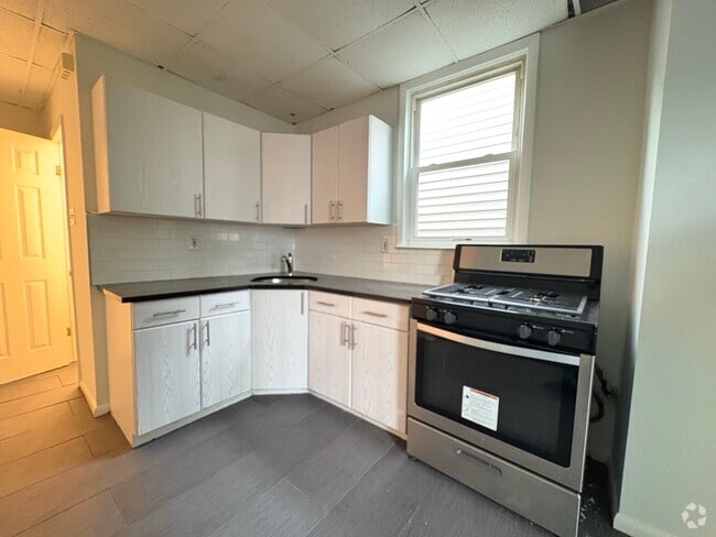 Building Photo - 346 Armstrong Ave Rental