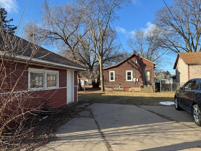 Photo - 526 Liberty St