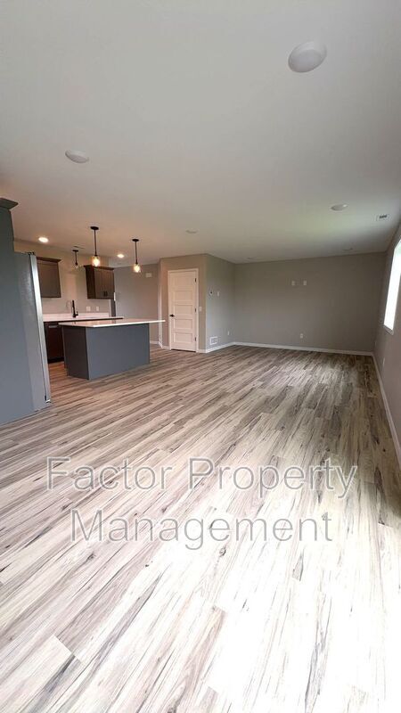 Photo - 3208 Scotch Ln