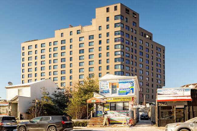 71-17 Roosevelt Avenue - Roosevelt Parc Apartments