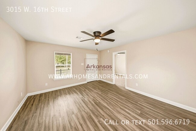 3015 W 16th St