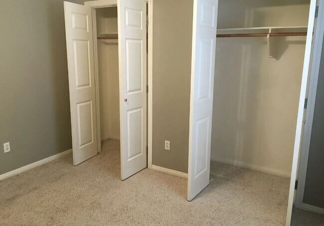 Photo - 1742 Rock Hollow Loop Unit 1742