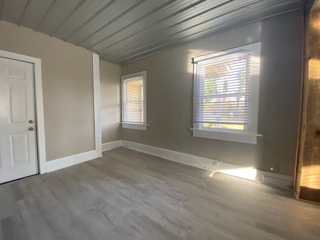 Photo - 323 The Plaza Unit 323 The Plaza  3