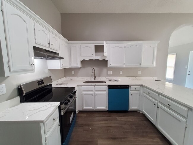 8937 Chimneyrock Blvd.