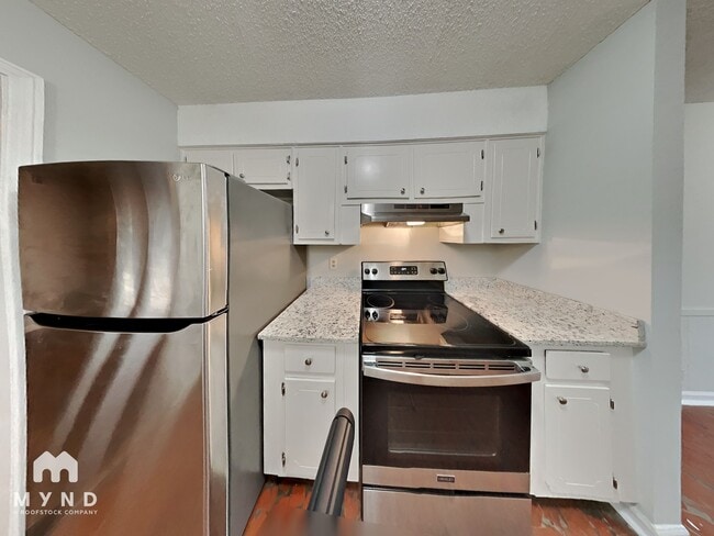 Photo - 2154 Ashland Dr